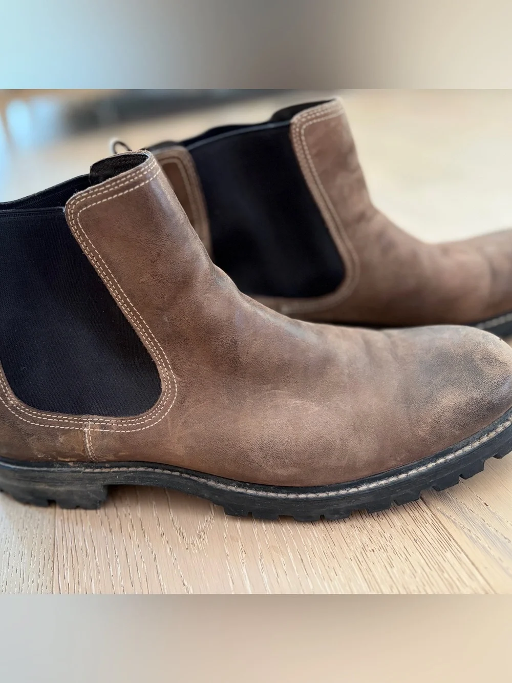 John Varvatos Men’s Brown Chelsea Boots